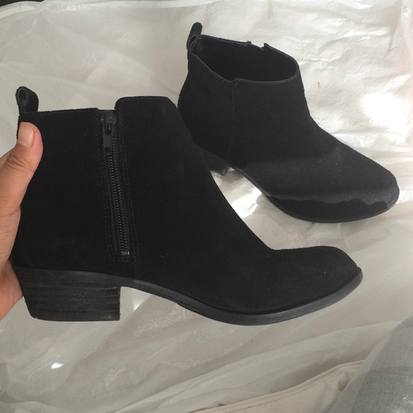 vince camuto ankle booties